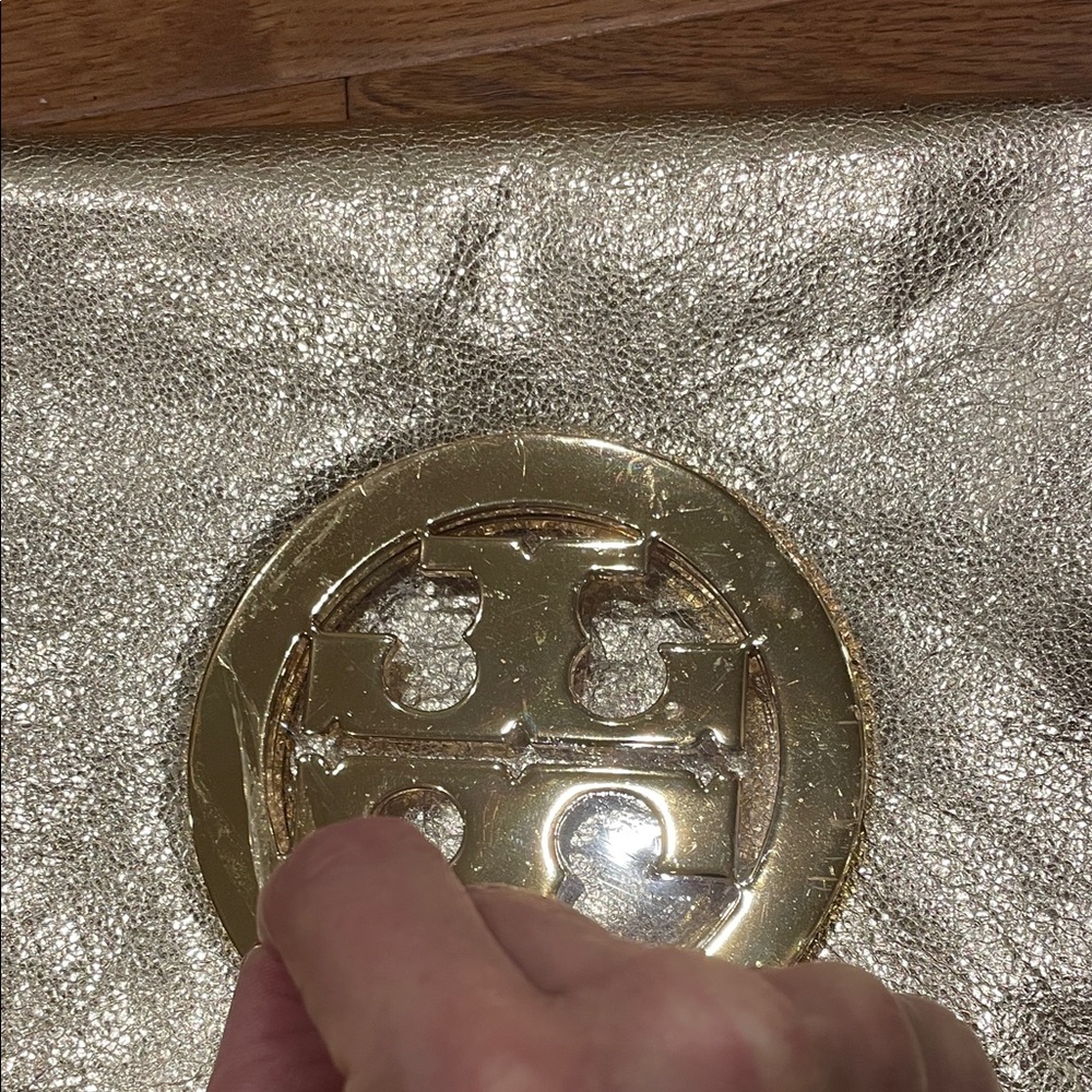 Tory Burch Metallic Gold Shoulder or Clutch Bag - Picture 3 of 9